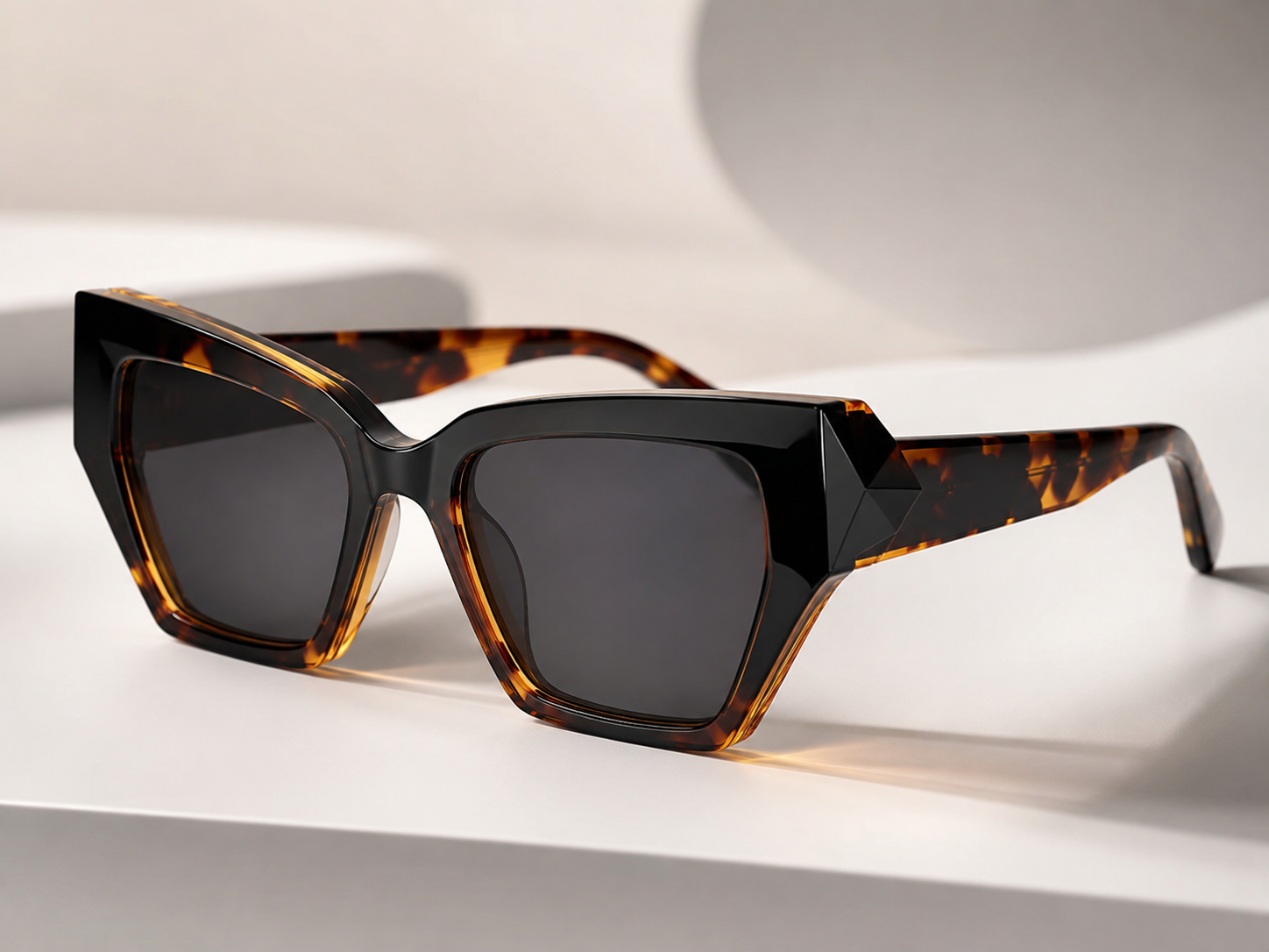 Custom Sunglasses Manufacturing for New Eyewear Brands